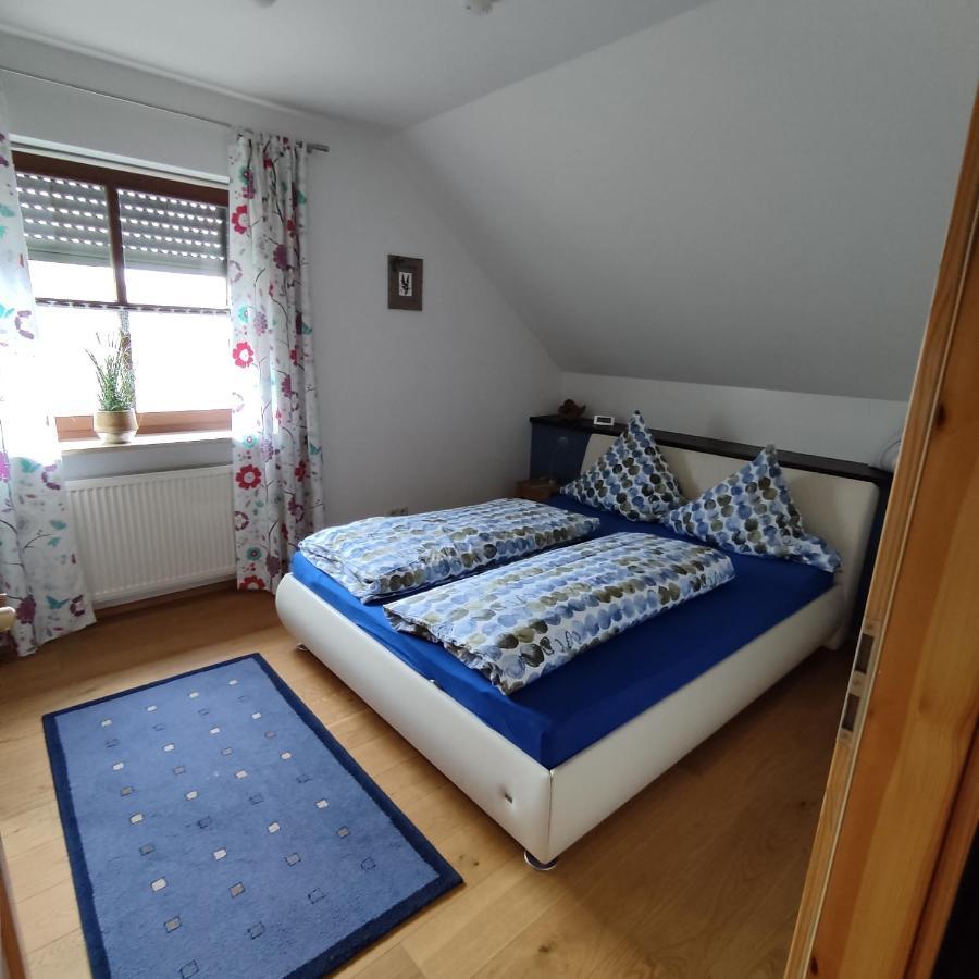 Ferienwohnung Adelhardt Eckersdorf Extérieur photo